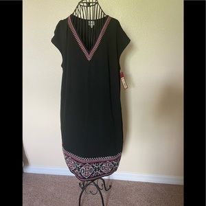 Casual summer dress perfect for work/dinner date.